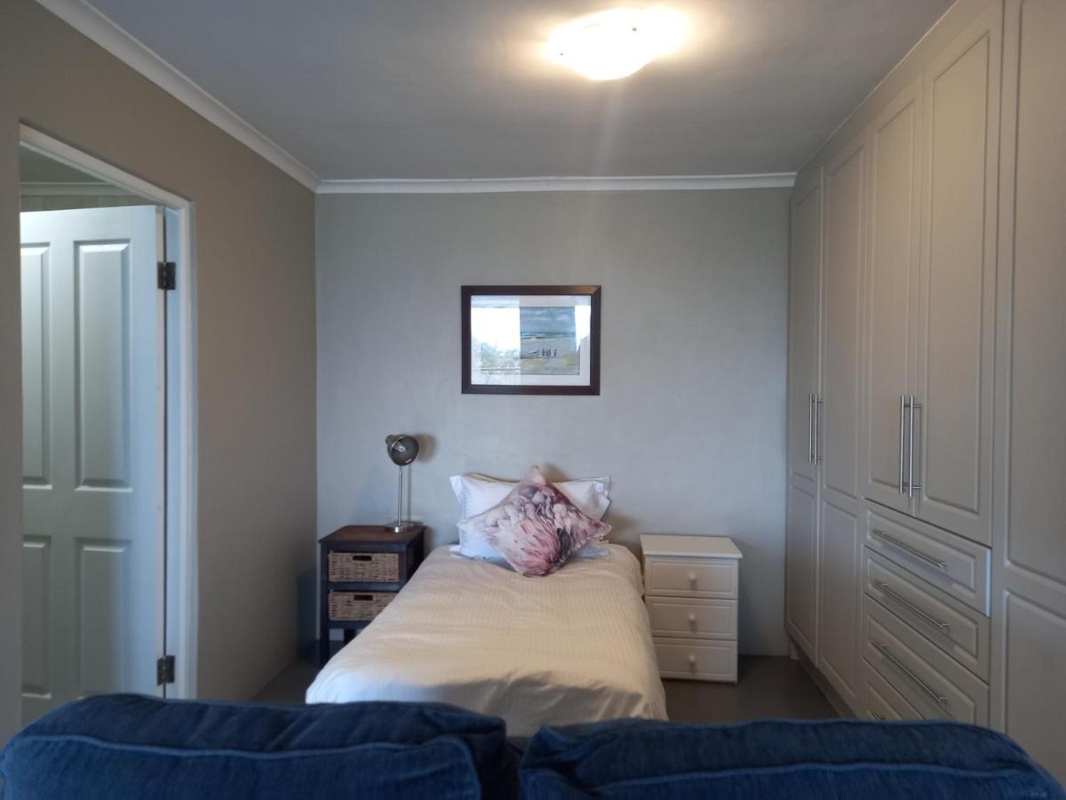Mussel Beach Holiday Lets Apartment Кейптаун Екстериор снимка
