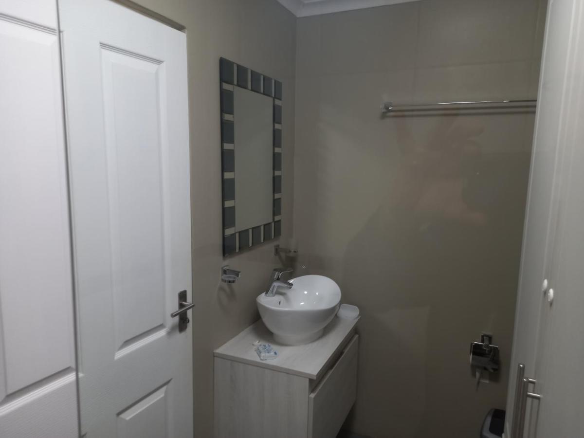Mussel Beach Holiday Lets Apartment Кейптаун Екстериор снимка