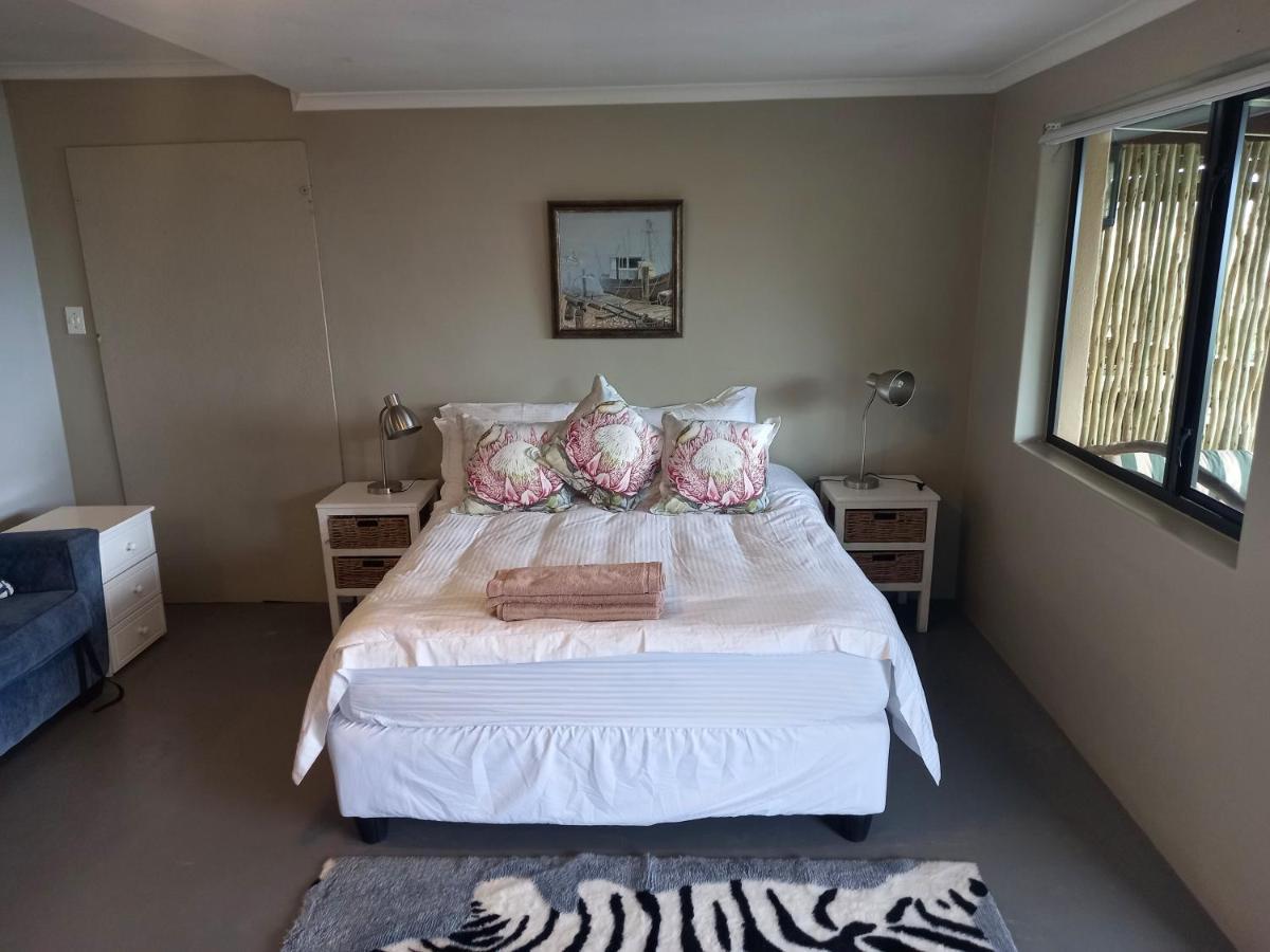 Mussel Beach Holiday Lets Apartment Кейптаун Екстериор снимка